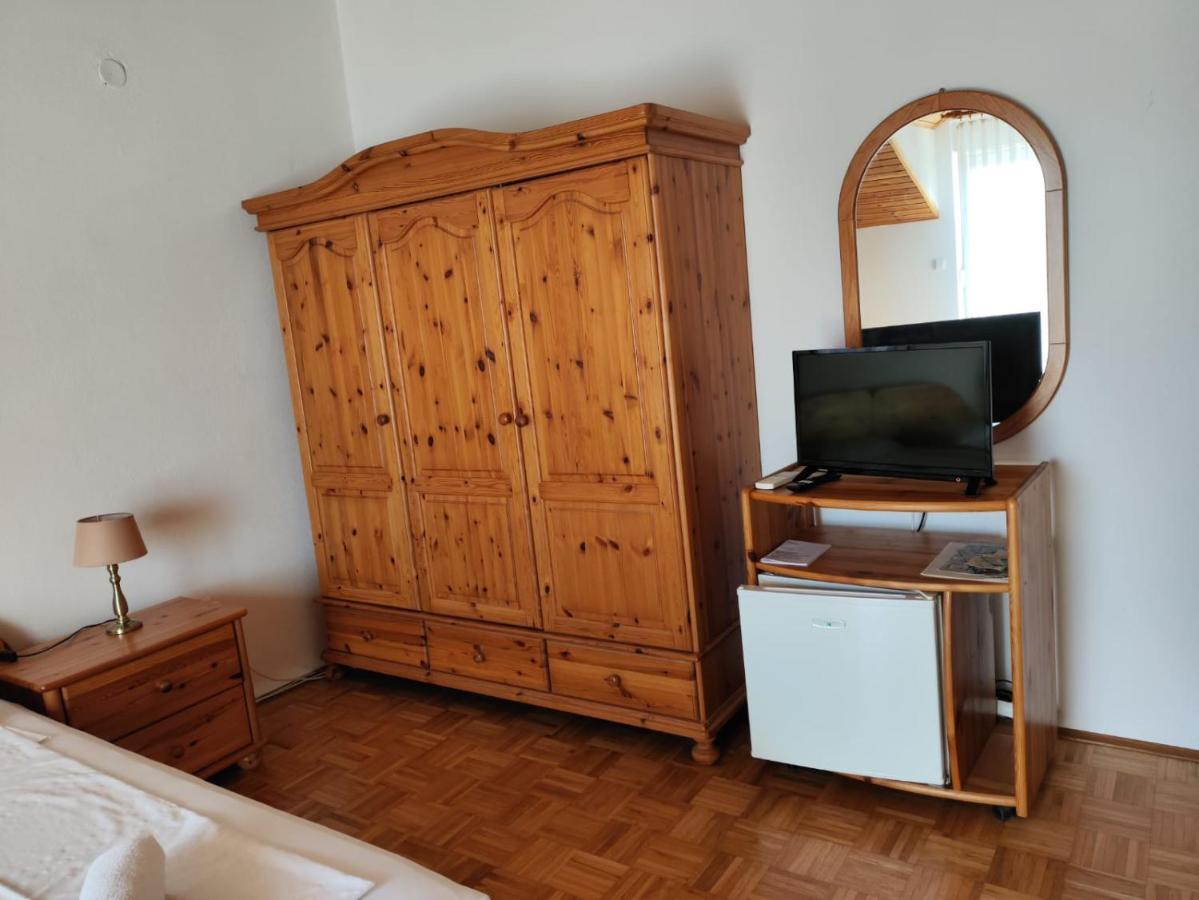 Villa Niko Podstrana Bagian luar foto