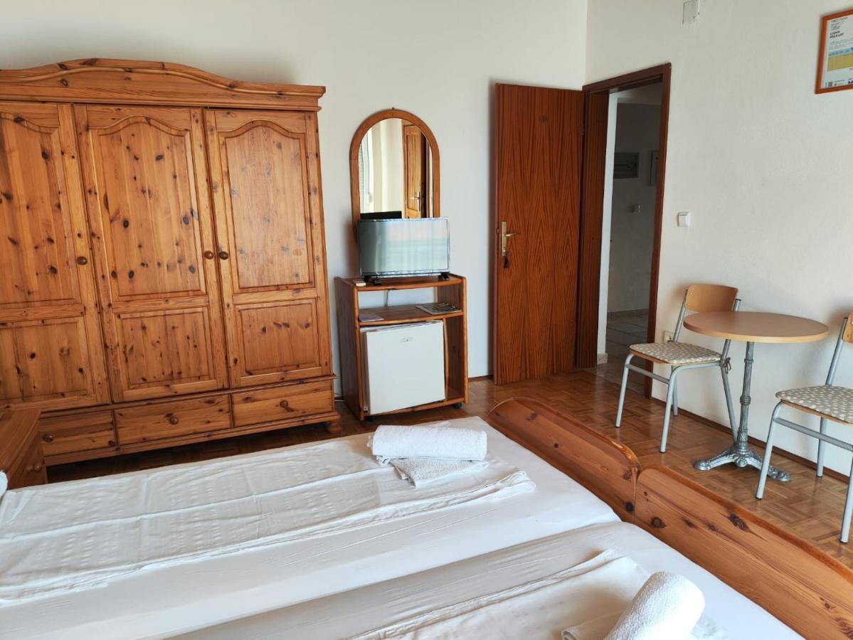 Villa Niko Podstrana Bagian luar foto